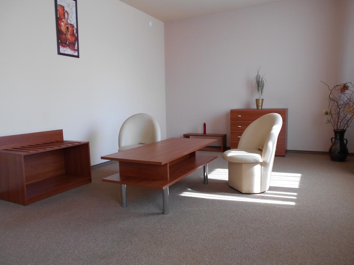 Hotel Astor Радом Екстериор снимка